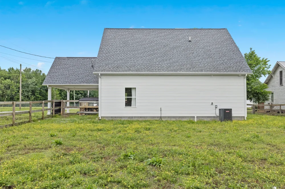 2236 Old Washington Rd Cedar Hill, TN 37032
