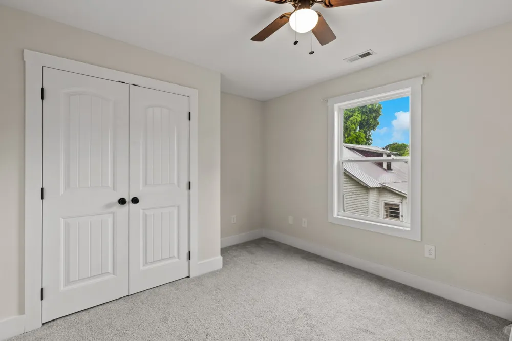 2236 Old Washington Rd Cedar Hill, TN 37032