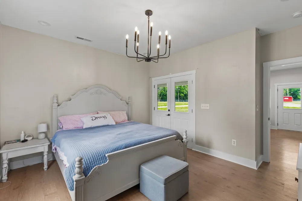 2236 Old Washington Rd Cedar Hill, TN 37032