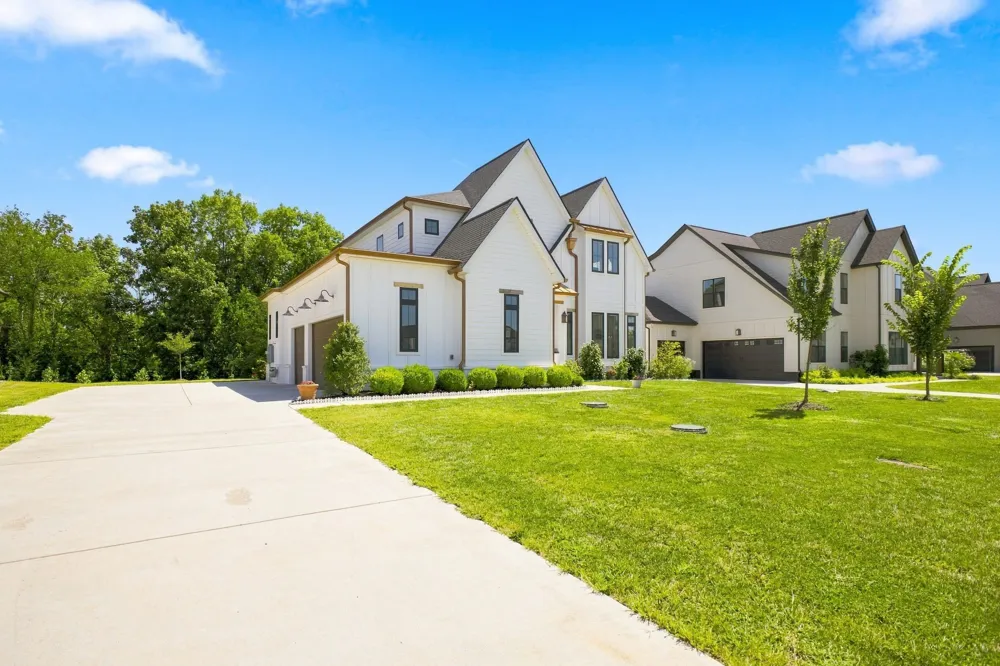 6821 Springwater St Smyrna, TN 37167