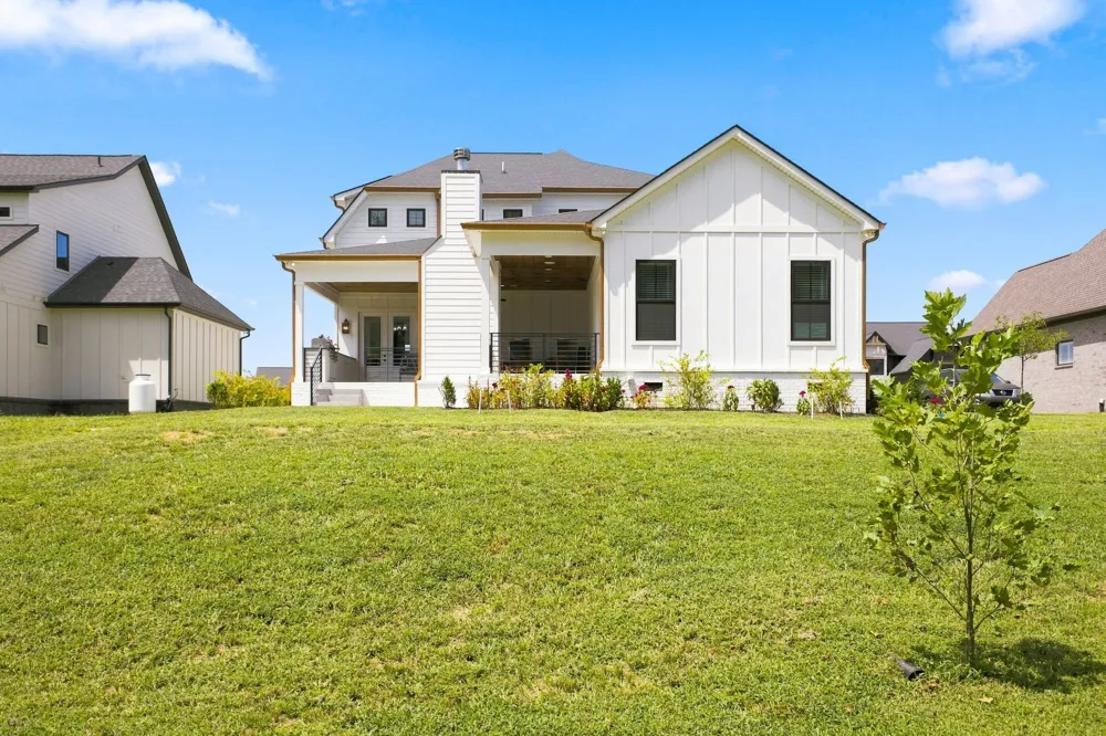 6821 Springwater St Smyrna, TN 37167