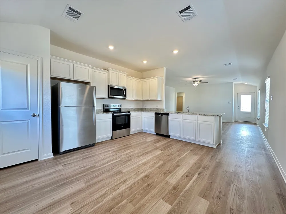 205 Paradise Canyon Drive Jarrell, TX 76537