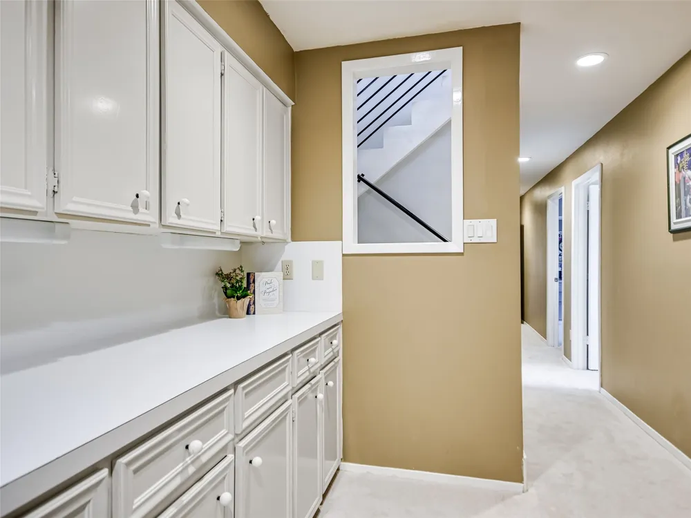 2207 Cypress Point E Austin, TX 78746