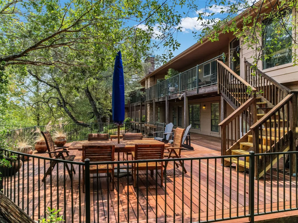 2207 Cypress Point E Austin, TX 78746