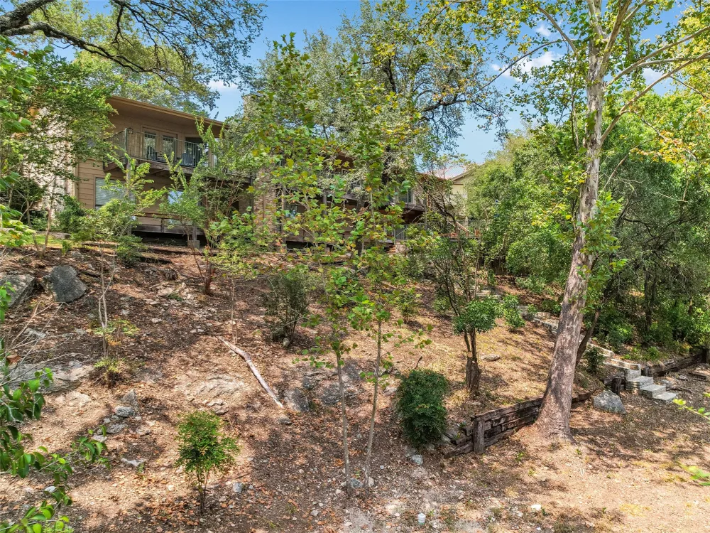2207 Cypress Point E Austin, TX 78746