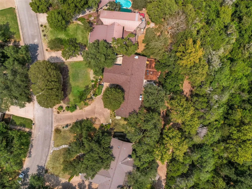 2207 Cypress Point E Austin, TX 78746