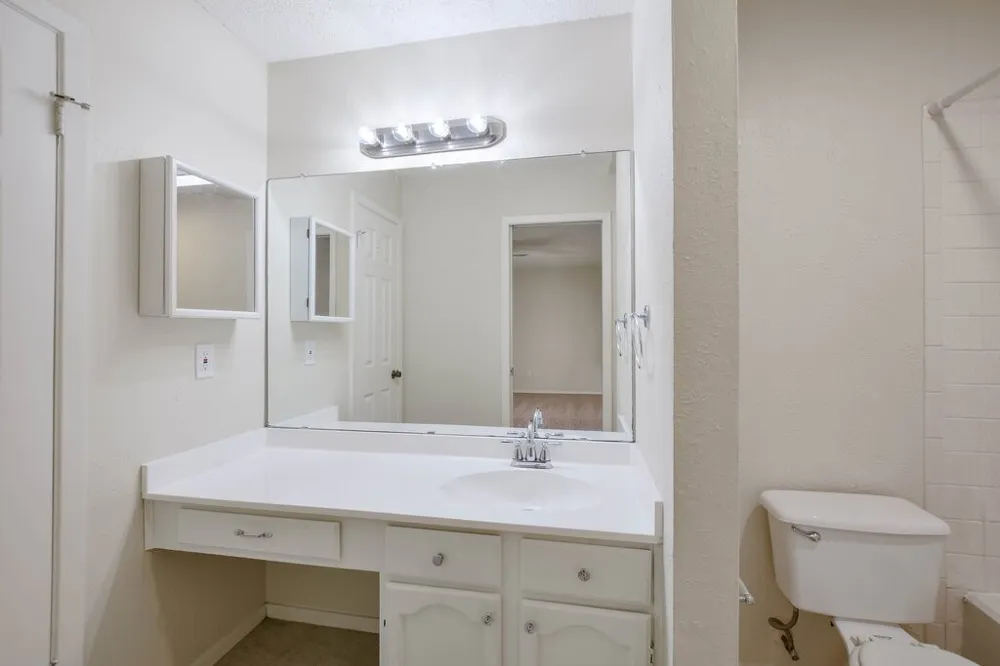 12300 Scribe Drive Austin, TX 78759