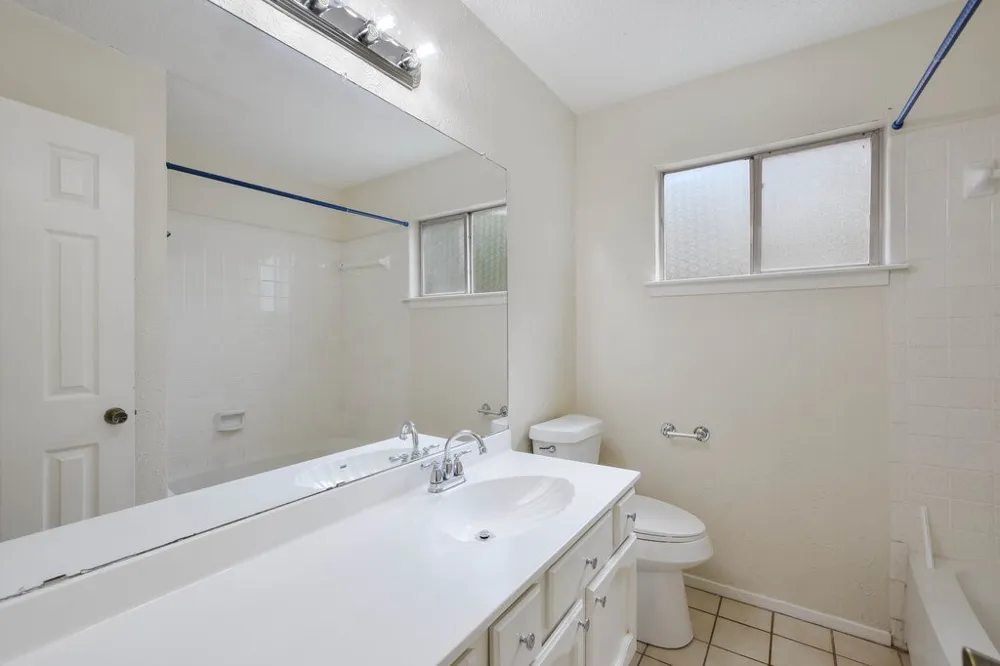 12300 Scribe Drive Austin, TX 78759