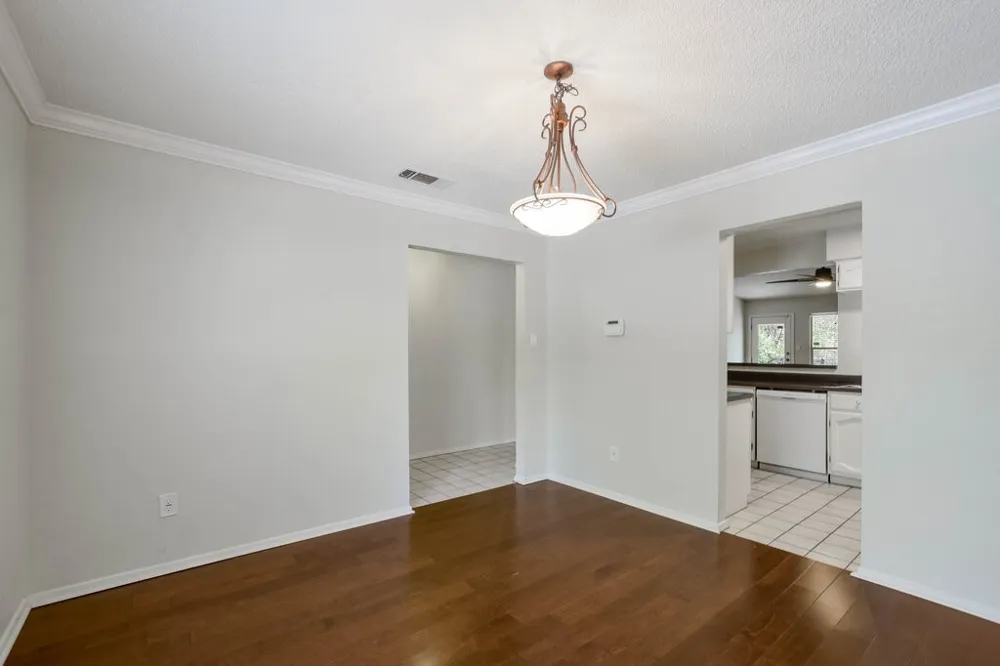 12300 Scribe Drive Austin, TX 78759