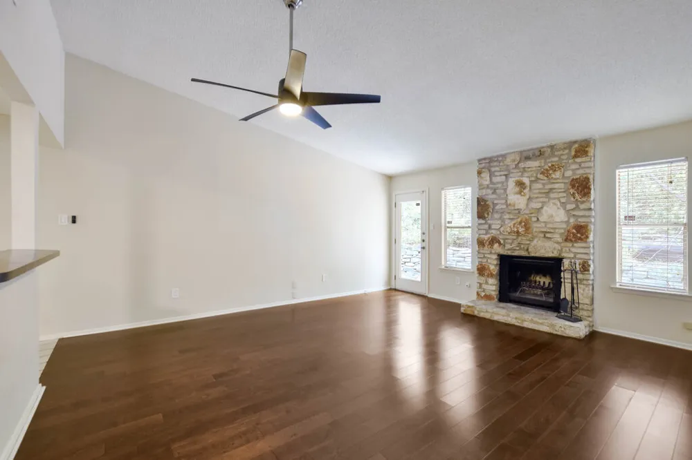 12300 Scribe Drive Austin, TX 78759