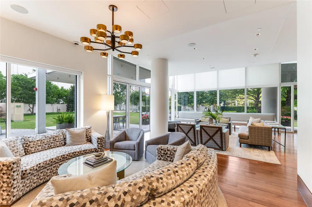 1918 Olive Street #3403 Dallas, TX 75201