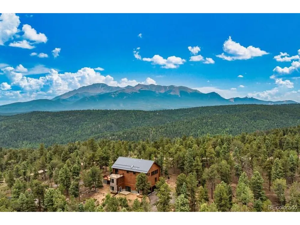 9 Arapahoe Street Woodland Park, CO 80863