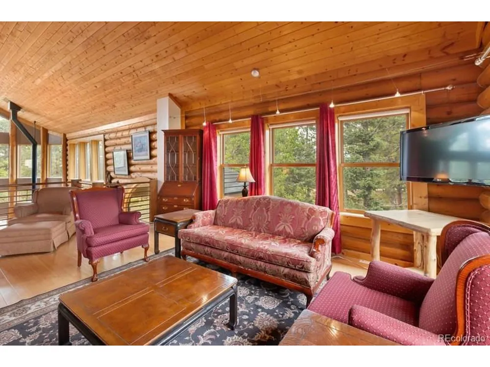 9 Arapahoe Street Woodland Park, CO 80863