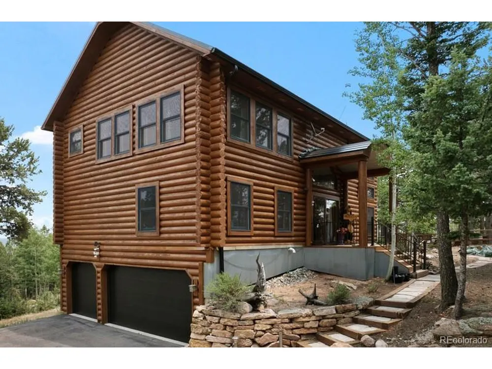 9 Arapahoe Street Woodland Park, CO 80863