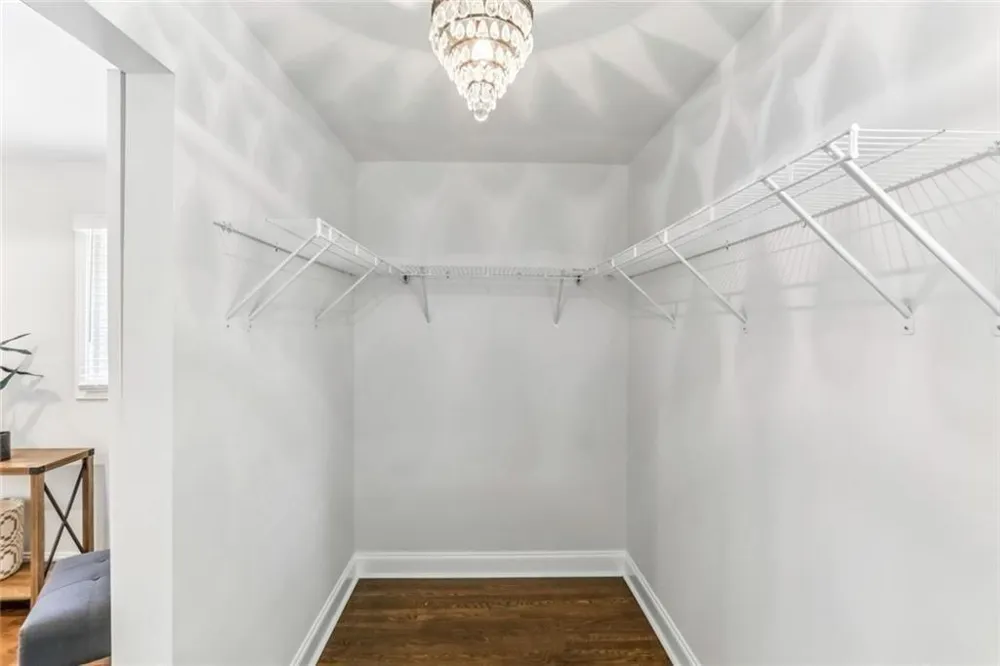 1888 La Mesa Decatur, GA 30032