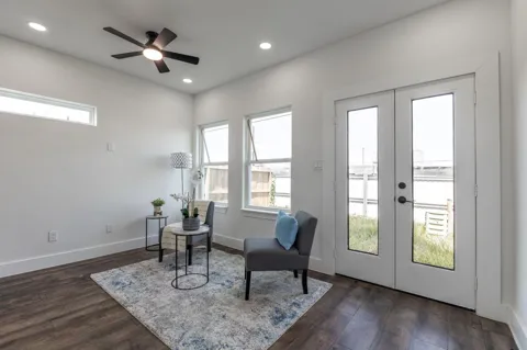 18846 Elegance Avenue