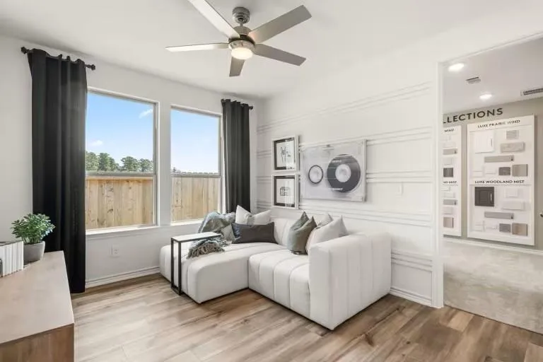 704 Amber Falls Drive Montgomery, TX 77356