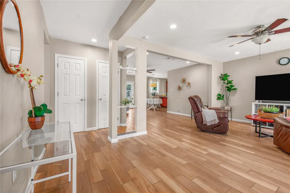 1204 Berkeley Street College Station, TX 77840