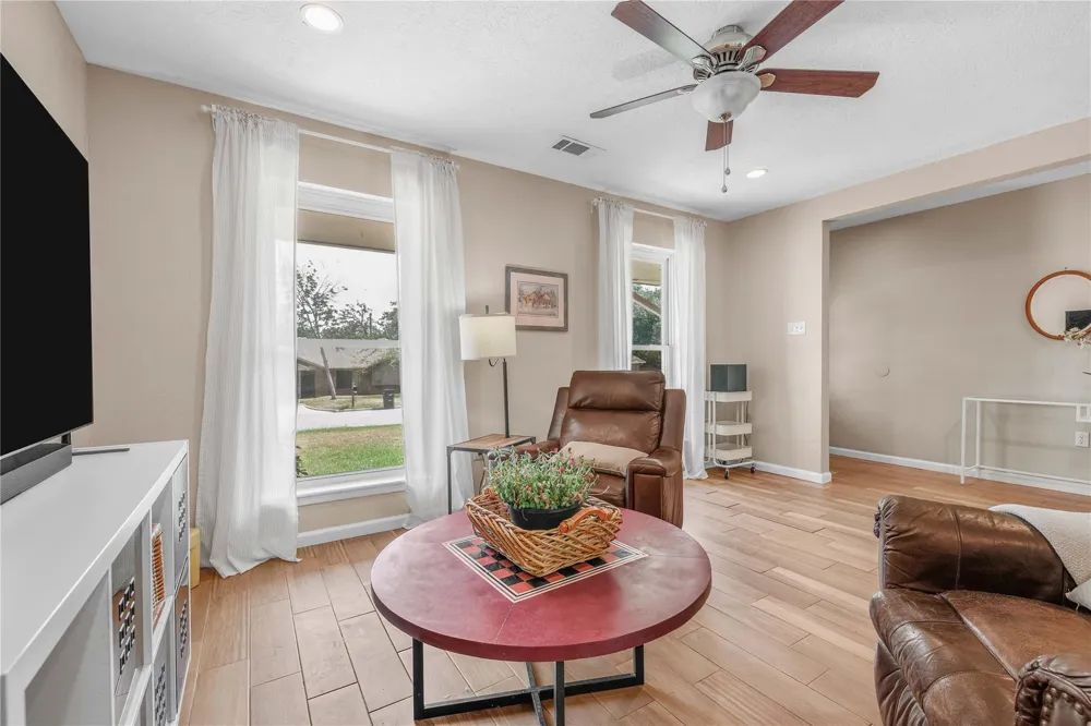 1204 Berkeley Street College Station, TX 77840
