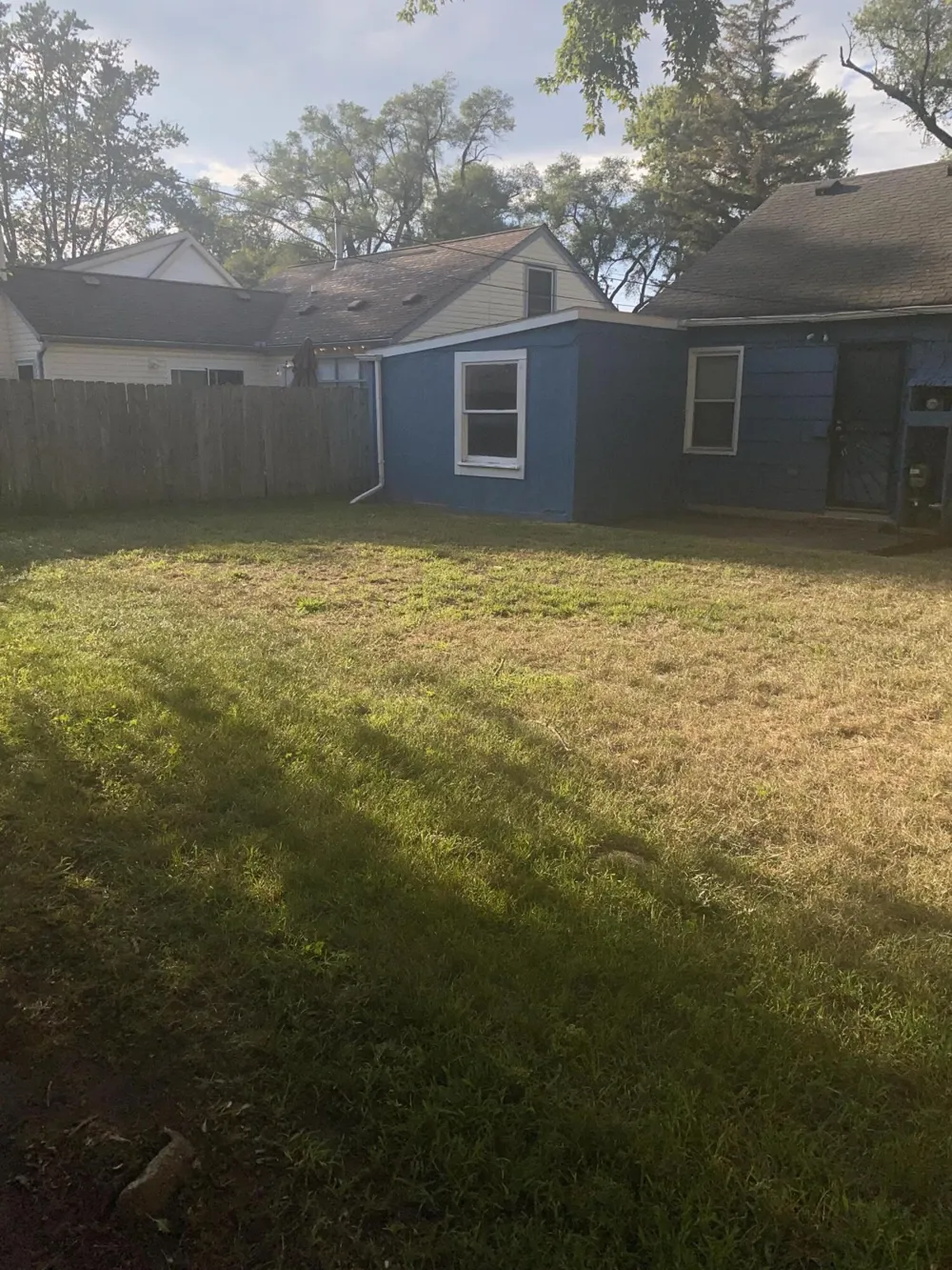 10641 S Troy Street Oak Park, MI 48237