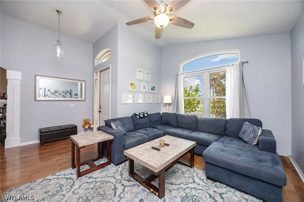 Burnt Pine Drive Naples, FL 34119