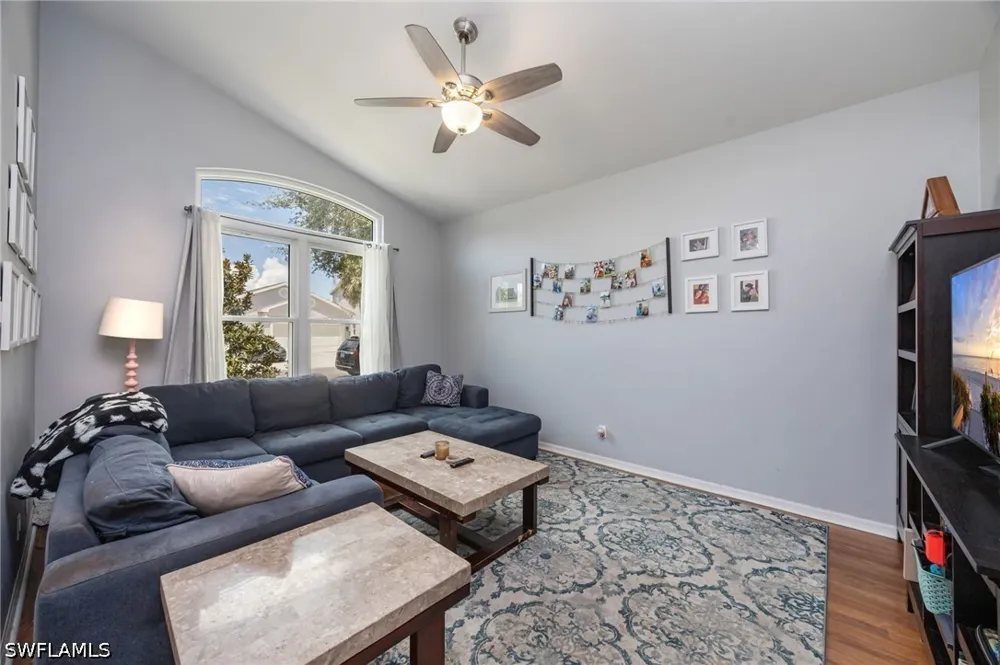 Burnt Pine Drive Naples, FL 34119