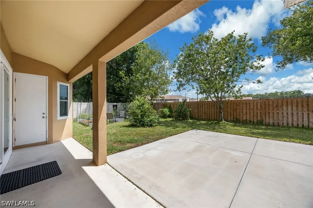 Burnt Pine Drive Naples, FL 34119