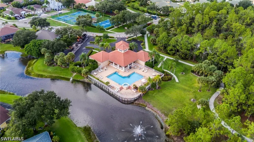 Burnt Pine Drive Naples, FL 34119