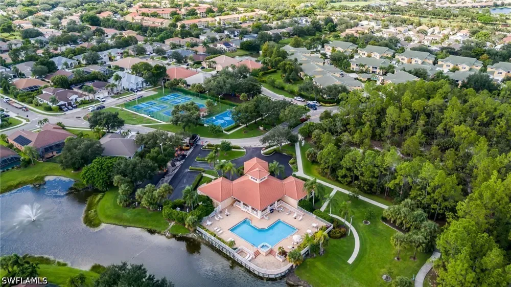 Burnt Pine Drive Naples, FL 34119