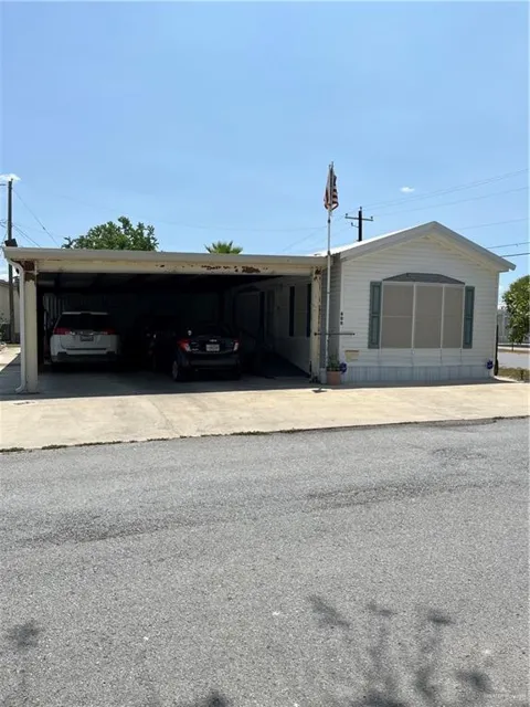 900 Tangerine Drive