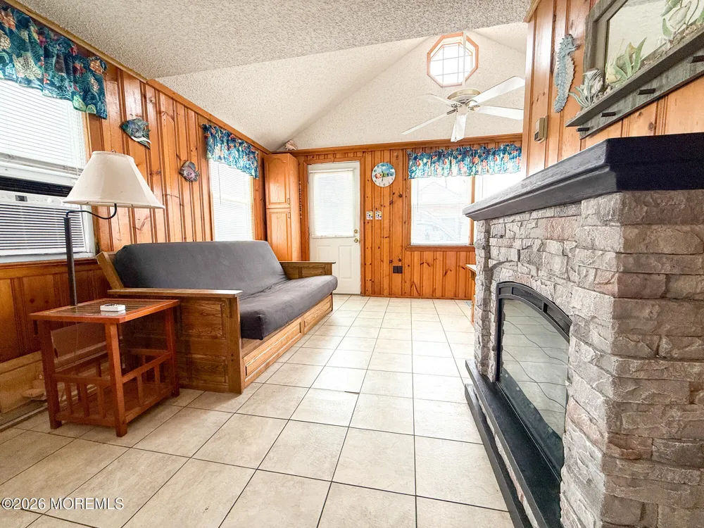 32 9th Lane #236 Seaside Park, NJ 08752