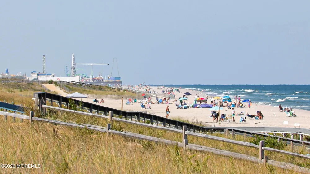 32 9th Lane #236 Seaside Park, NJ 08752
