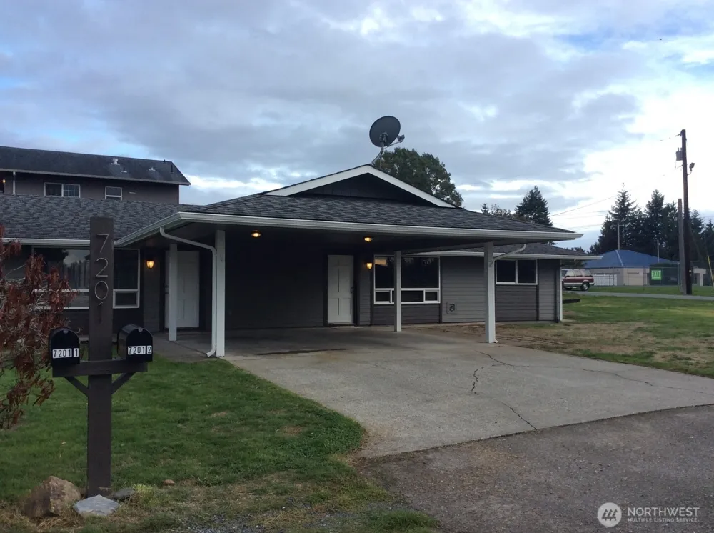 7201 48th Drive NE #2 Marysville, WA 98270