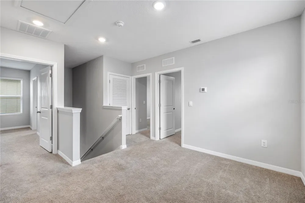 9294 FORGE BREEZE LOOP Wesley Chapel, FL 33545