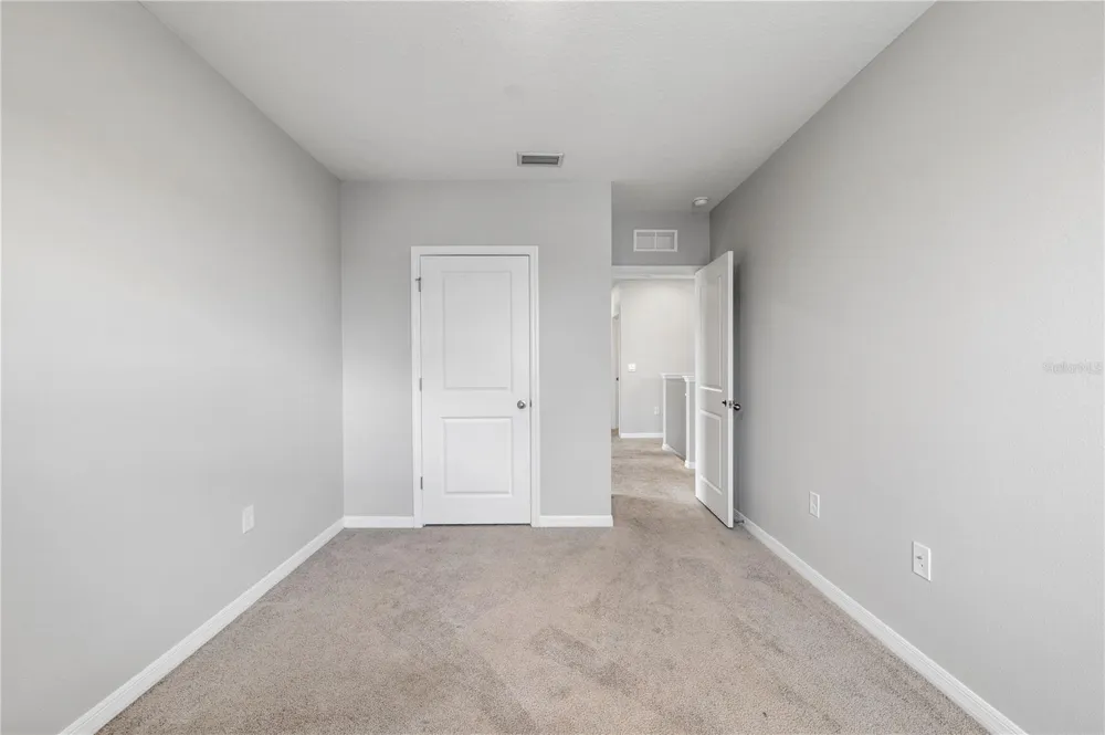 9294 FORGE BREEZE LOOP Wesley Chapel, FL 33545