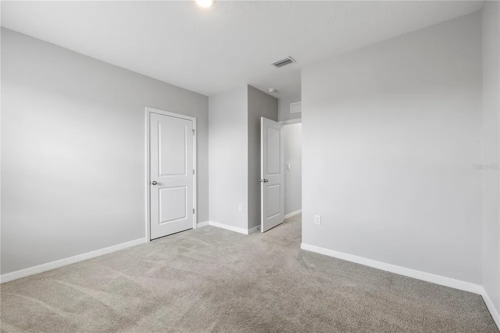 9294 FORGE BREEZE LOOP Wesley Chapel, FL 33545