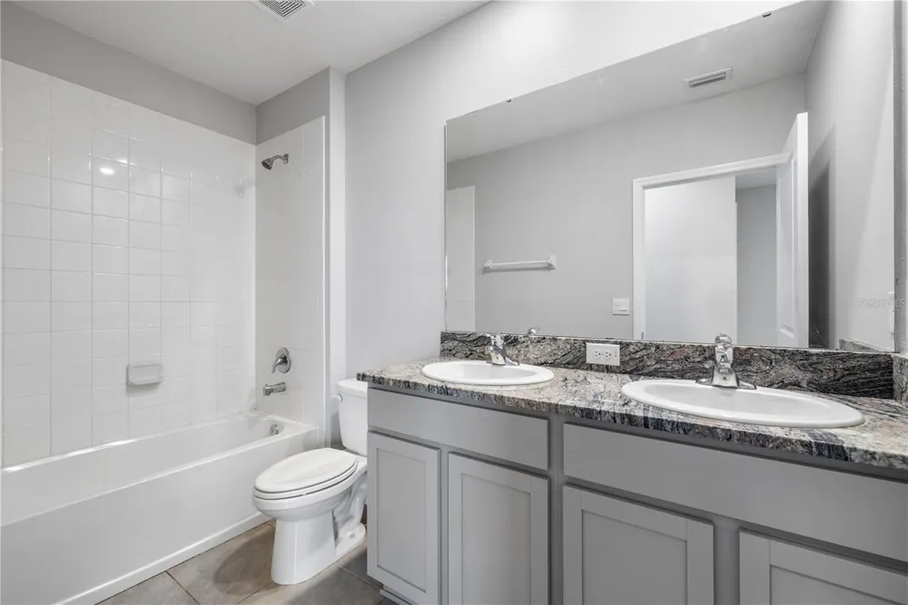 9294 FORGE BREEZE LOOP Wesley Chapel, FL 33545