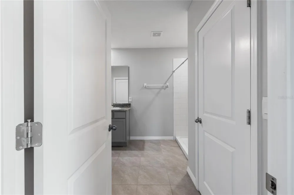 9294 FORGE BREEZE LOOP Wesley Chapel, FL 33545