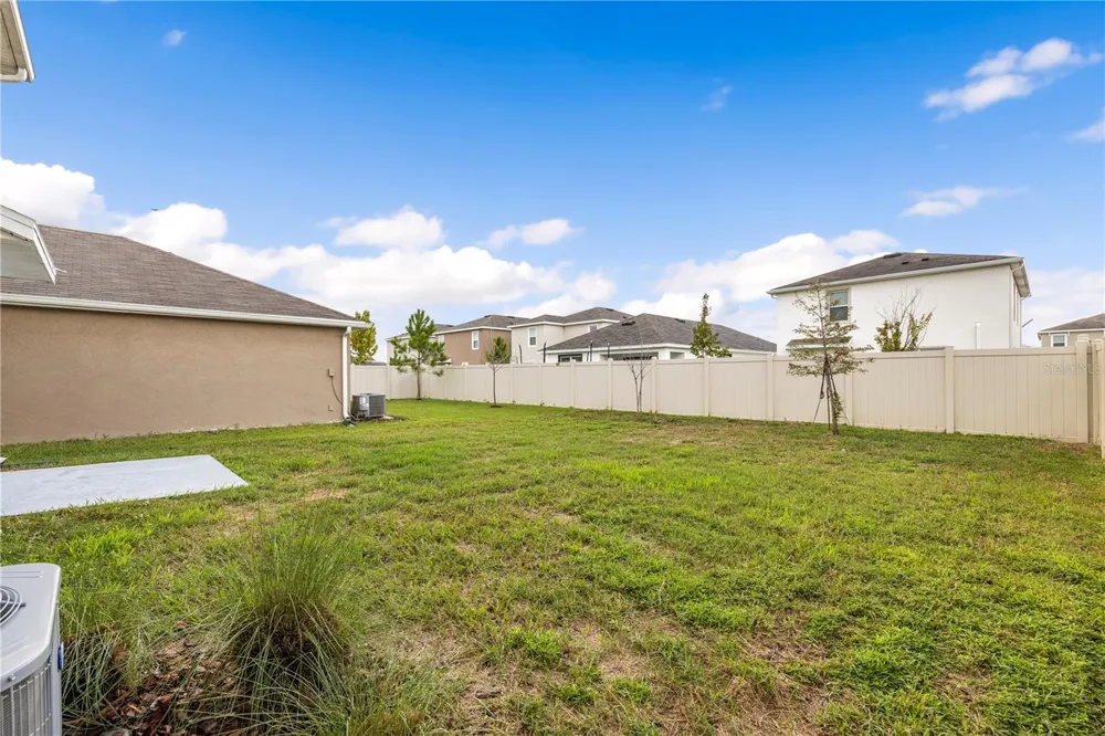 9294 FORGE BREEZE LOOP Wesley Chapel, FL 33545