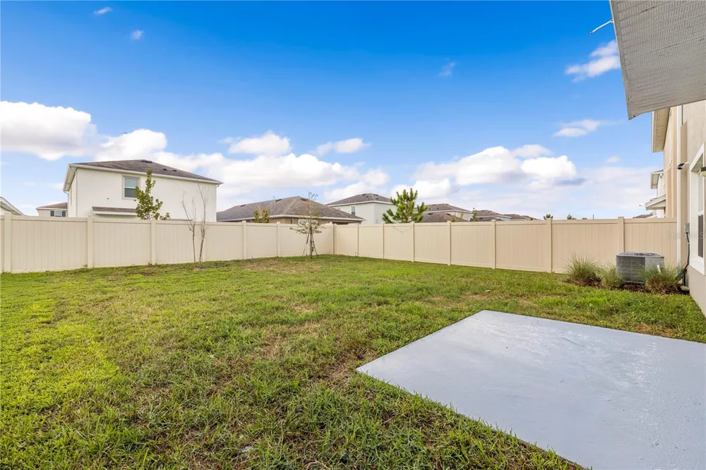 9294 FORGE BREEZE LOOP Wesley Chapel, FL 33545