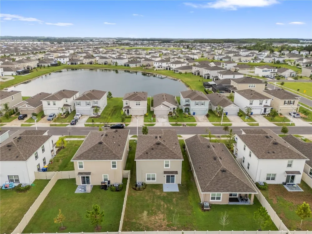 9294 FORGE BREEZE LOOP Wesley Chapel, FL 33545