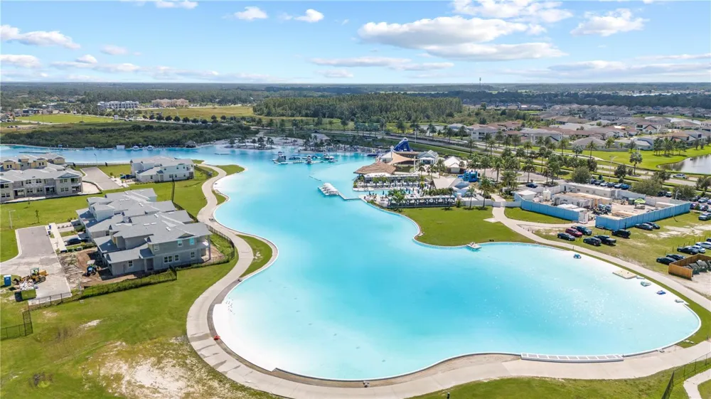 9294 FORGE BREEZE LOOP Wesley Chapel, FL 33545