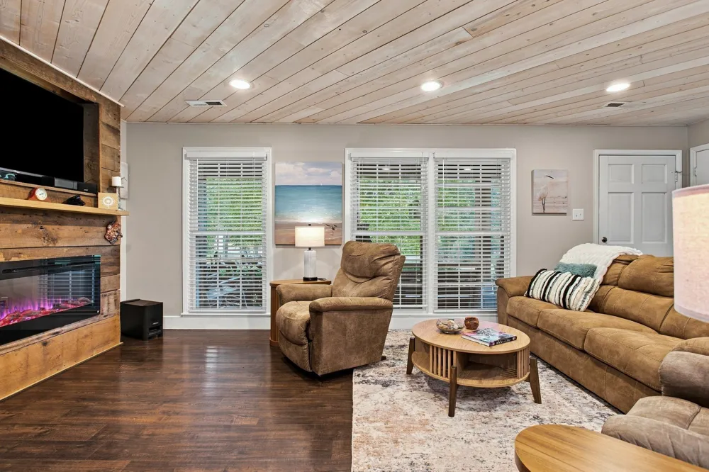 1000 Cheryl Dr Lewisburg, TN 37091