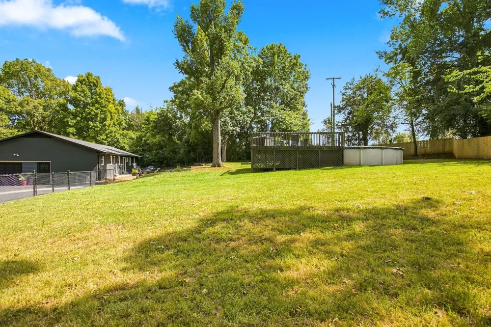 1000 Cheryl Dr Lewisburg, TN 37091