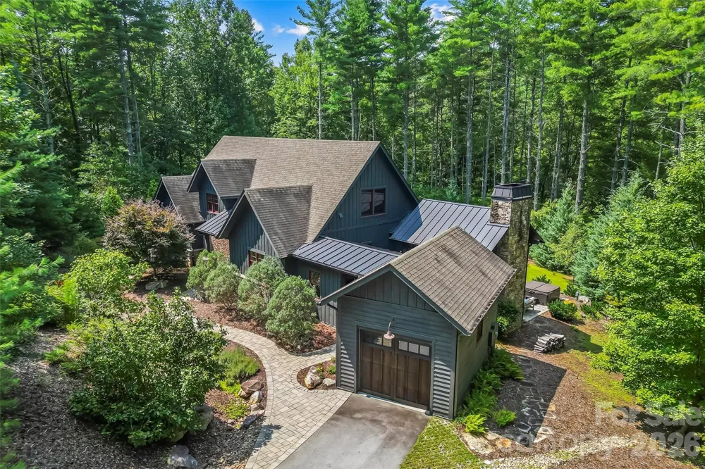 3201 Donahue Drive Nebo, NC 28761
