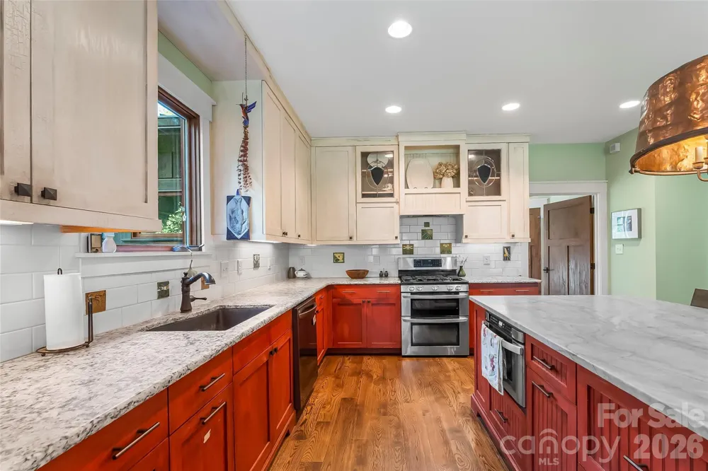 3201 Donahue Drive Nebo, NC 28761
