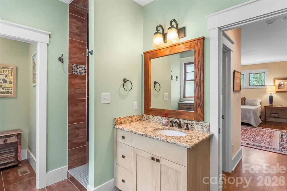 3201 Donahue Drive Nebo, NC 28761