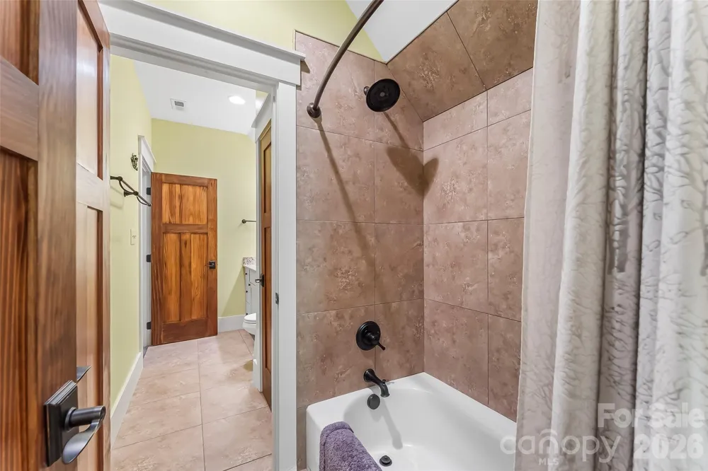 3201 Donahue Drive Nebo, NC 28761