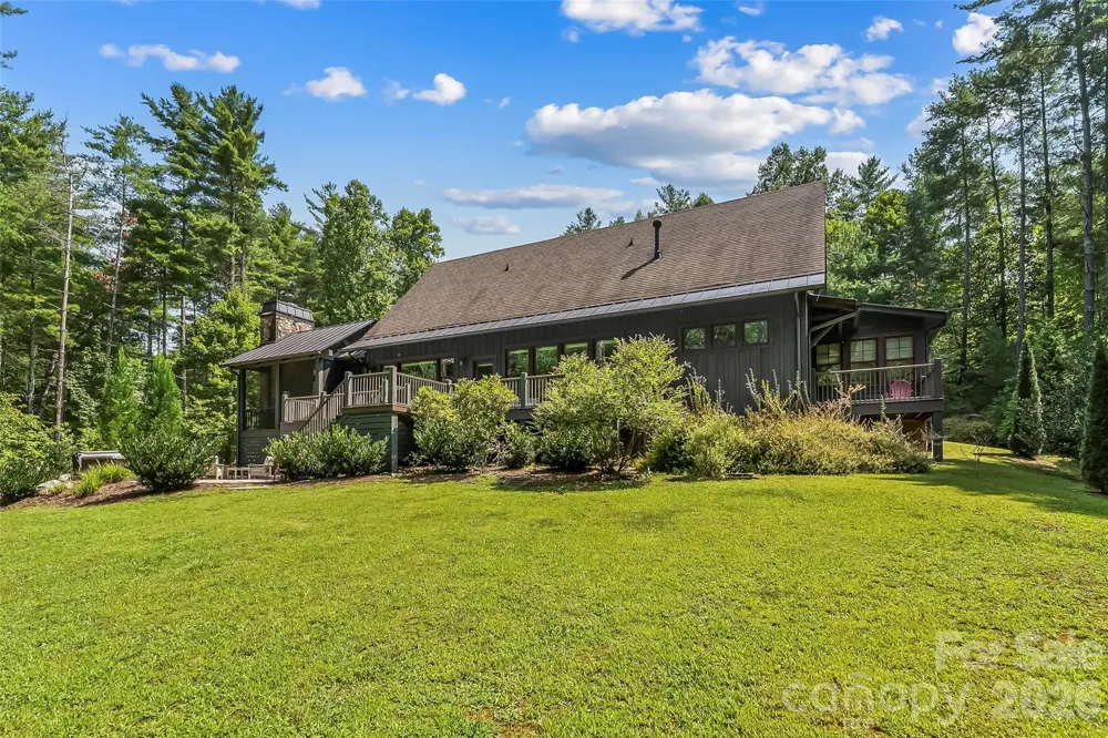 3201 Donahue Drive Nebo, NC 28761
