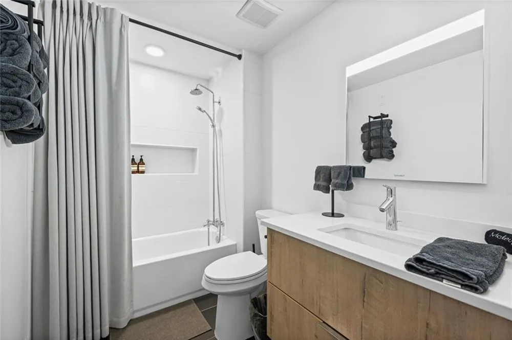 346 Peters Street SW #301 Atlanta, GA 30313